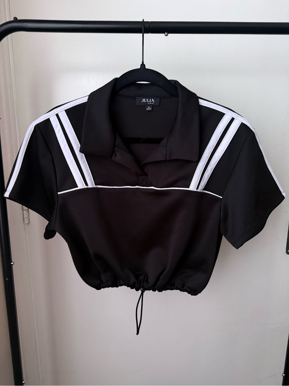 Athletic Set - Picture 3 of 6